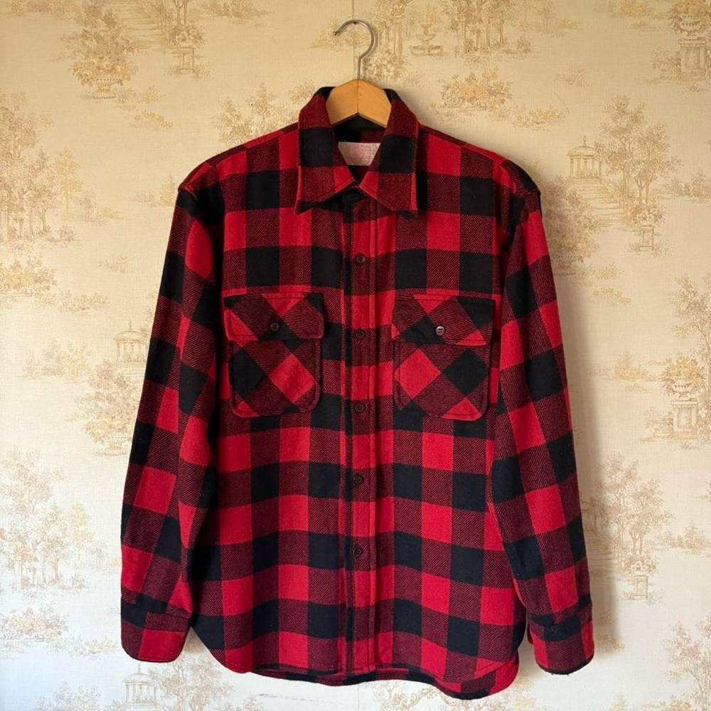 Vintage 70s red black buffalo plaid King’s Road wool flannel button up shirt